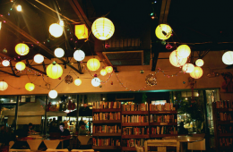 “Phát cuồng” với mẫu đèn led trang trí quán trà sữa